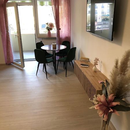 Lilis Apartment Mit Balkon เอาก์สเบิร์ก ภายนอก รูปภาพ
