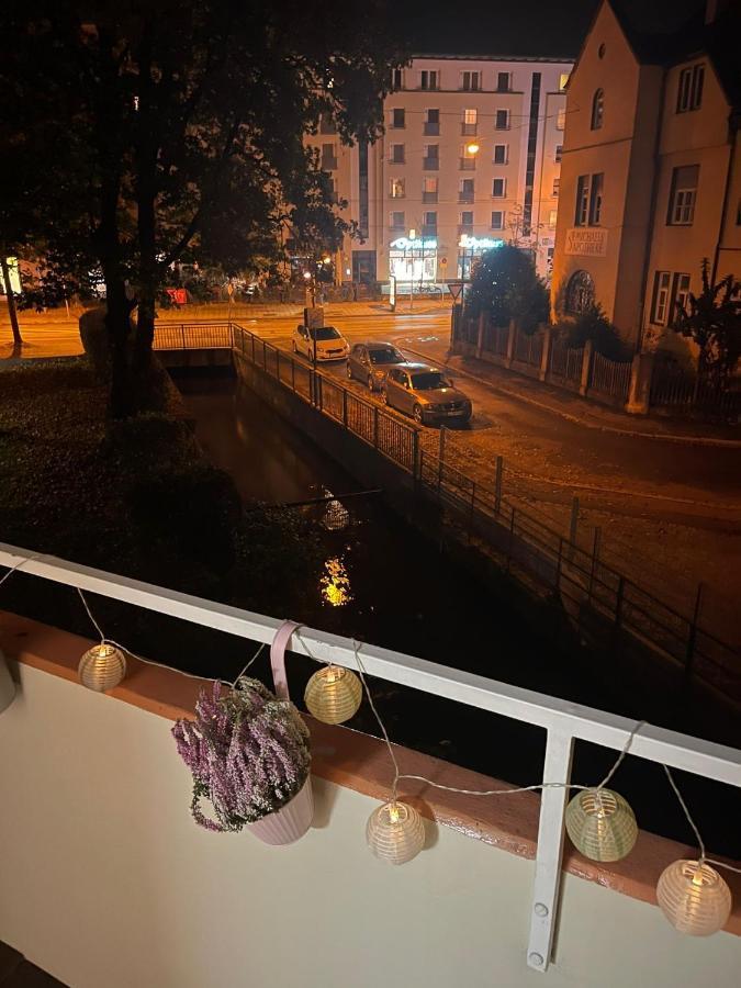 Lilis Apartment Mit Balkon เอาก์สเบิร์ก ภายนอก รูปภาพ