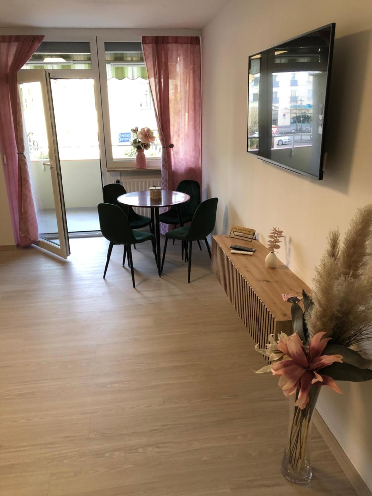 Lilis Apartment Mit Balkon เอาก์สเบิร์ก ภายนอก รูปภาพ